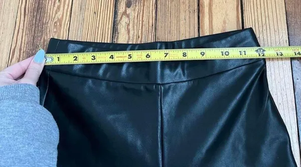 Aritzia Black Upstage Vegan Leather Pants - Image 6