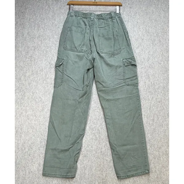 a.n.a Womens 2 Green Utility Gorpcore Military Inspired Cargo Pants - Image 2