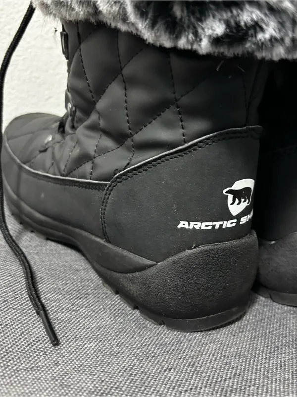 ArcticShield Waterproof Snow Boots Black Faux Fur Size 6 - Image 9