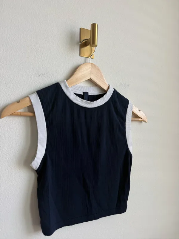 SKIMS Women's Ribbed Contrast Trim Cropped Tank Top Navy White XS - Image 4