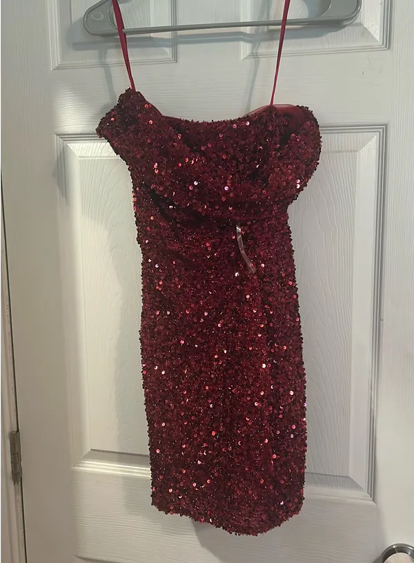G B Dillard's Homecoming Dress Red - Image 3