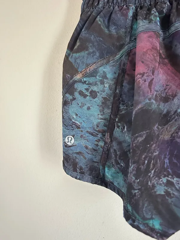 Lululemon Tracker Short V 4" Radiant Multi / Midnight Navy 6 - Image 3