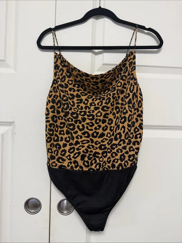 Leopard Print Cowl Neck Bodysuit in Tan and Black - Image 2