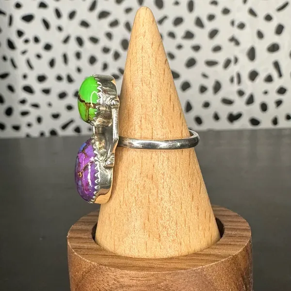 Sterling Silver Mojave Turquoise Purple and Green Two Stone Size 7 - Image 2
