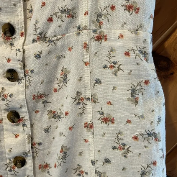 American Eagle floral button up linen blend dress - Image 4