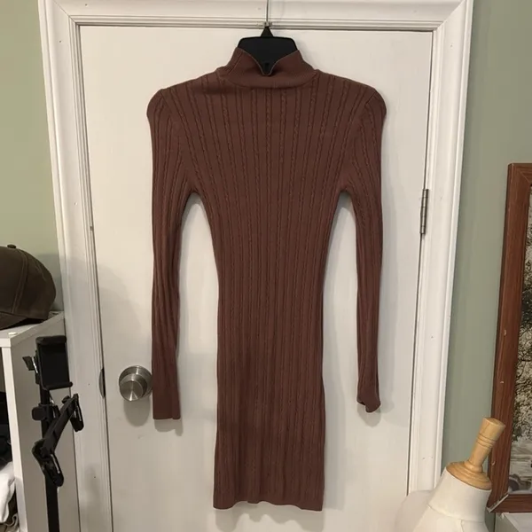 Abercrombie Women's Mockneck Mini Sweater Dress - Image 6