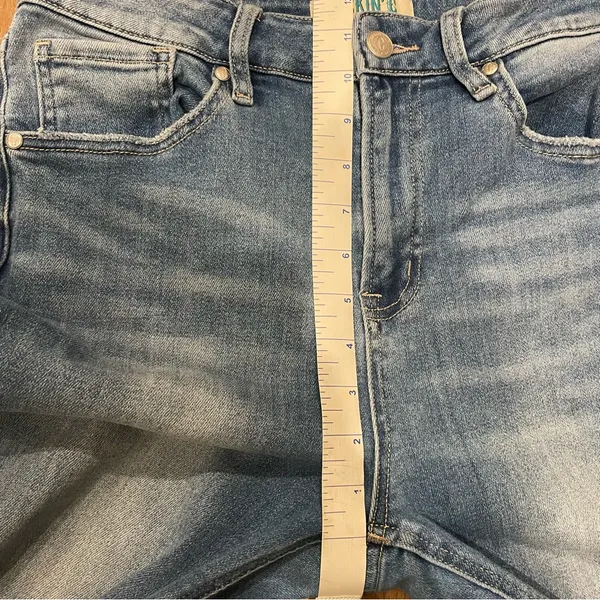 Cavender’s Rockin C Medium Wash Flare Jeans - Image 5