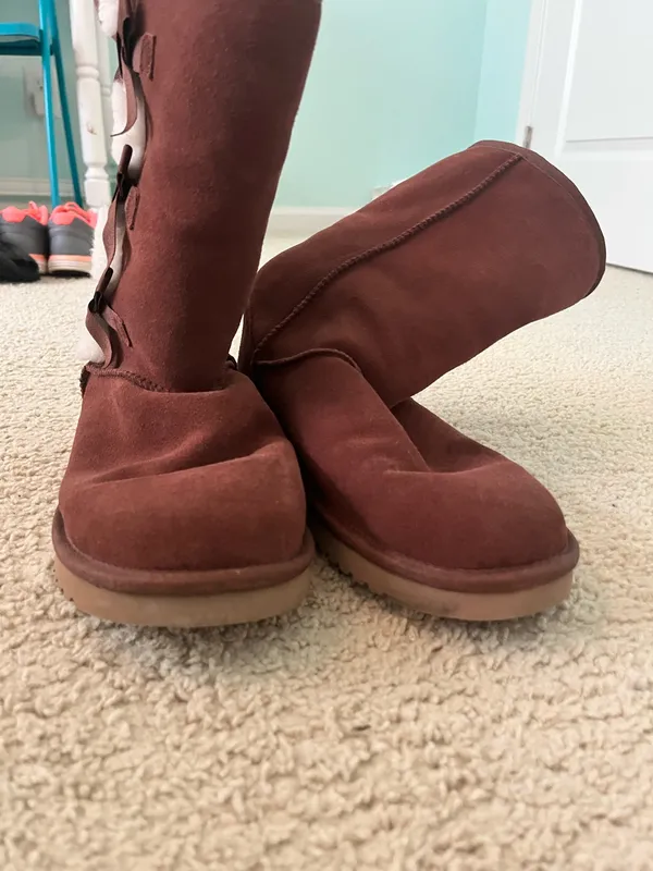Koolaburra by UGG maroon boots size 11 - Image 3