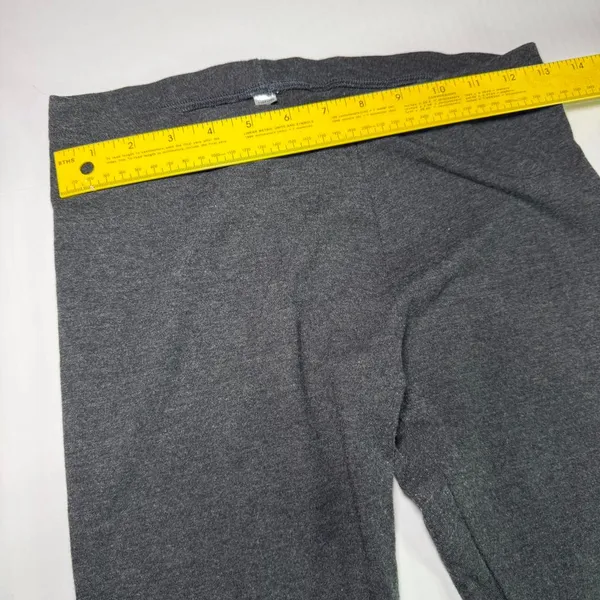 Victoria’s secret Women's Black and Grey Leggings - angel vs love - Image 4
