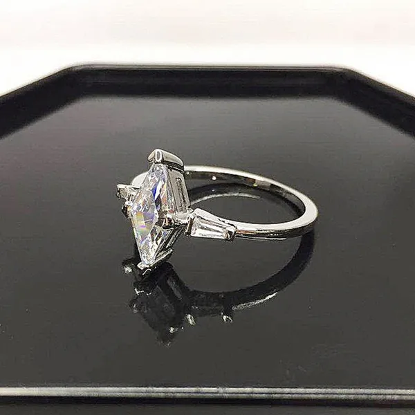 Sparkling Marquise‎ Platinum 925 Silver Simulated Diamond Ring Silver Size 6 - Image 3