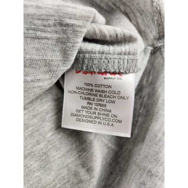 NWT Diamond Supply Co. Women's Logo Shirt Top Skateboarding Life Gray Sz‎ Large - Image 4