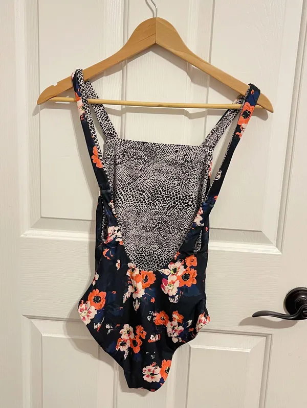 Volcom Leaf It Be Floral Leopard Print Bohemian One Piece Reversible Swim Suit - Image 3