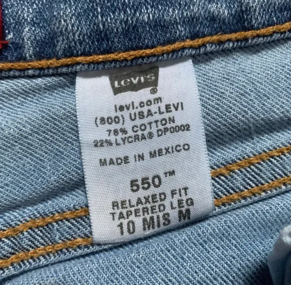 Levi's Vintage 550 Mom Jeans - Image 2