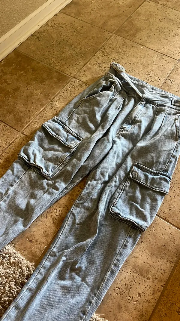 Signature 8 Ultra High Cargo Straight Jeans - Image 9