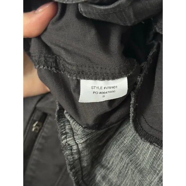Vuori S Women’s Ripstop Pants in Dark Grey - Image 8