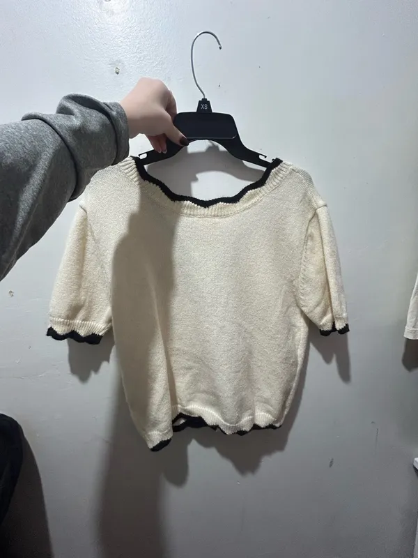 A cardigan from so me boutique White - Image 2