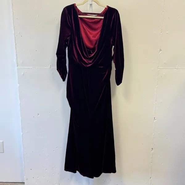 Revelry‎ Burgundy Velvet Cowl Back Maxi Dress Long Sleeve Ruched Formal Gown 18 - Image 2