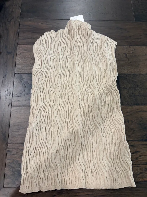 New With Tags Zara Beige Knit Textured Funnel Neck Top Sz M - Image 9