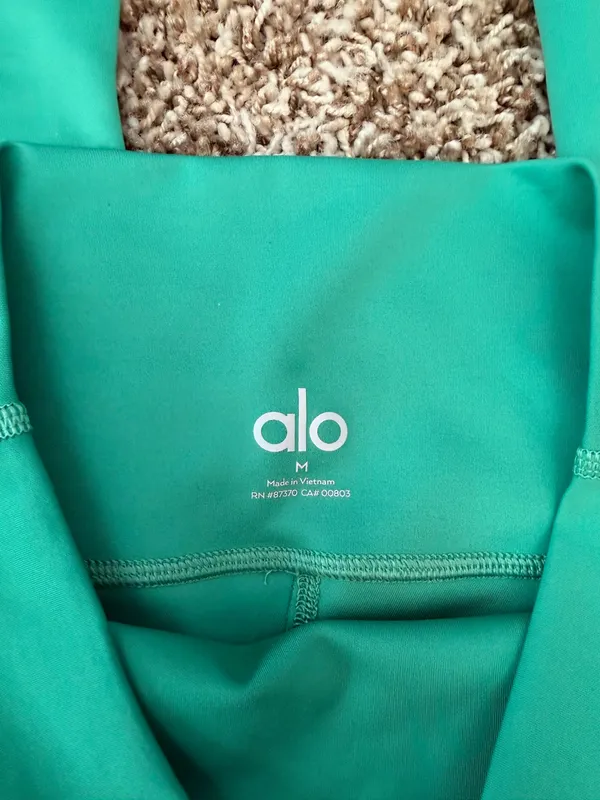 Green Alo Yoga Leggings - Image 2