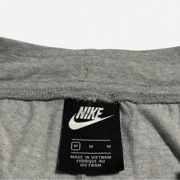 Nike Gray Athletic Shorts | Size M - Image 4