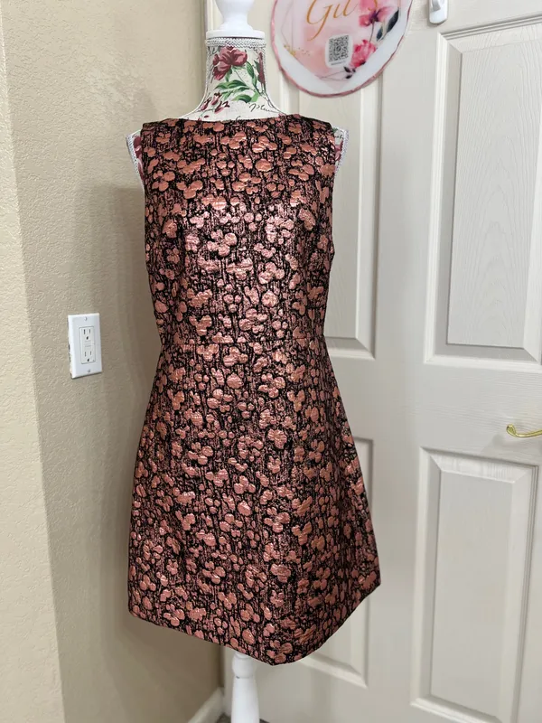 NWT Alice + Olivia Pink Black Metallic Floral Jacquard Dress Size 12 - Image 2