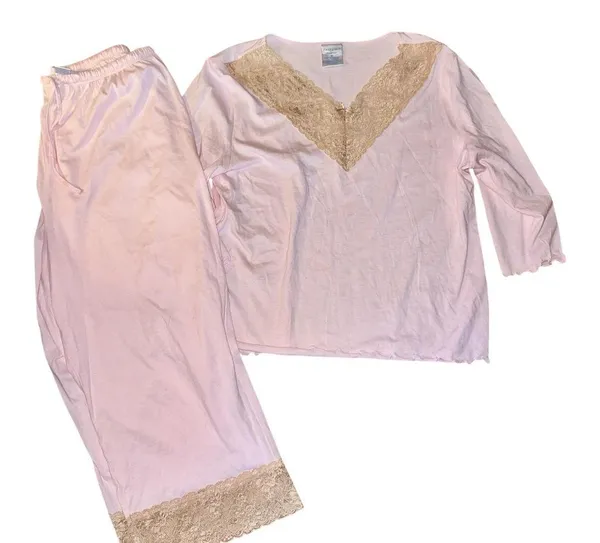 Cabernet Pink Tan Lace Trim Sleepwear Two Piece Pajama Set Size Medium - Image 3