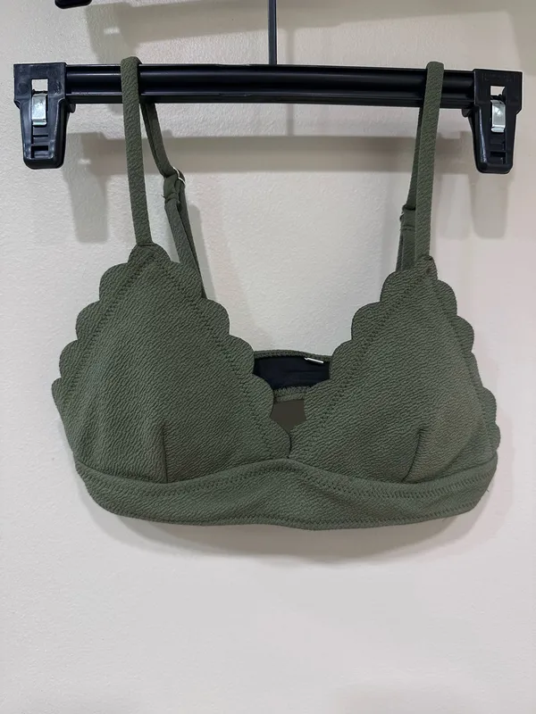 Cupshe Bikini Set - Image 3
