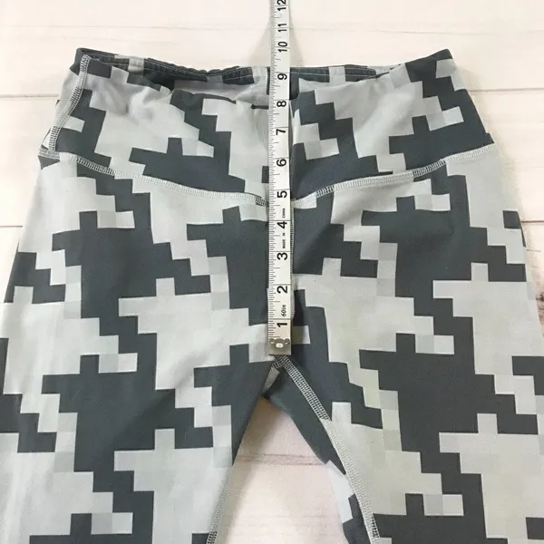 Alo Yoga Women Geometric Pattern Active Leggings XS - Image 3