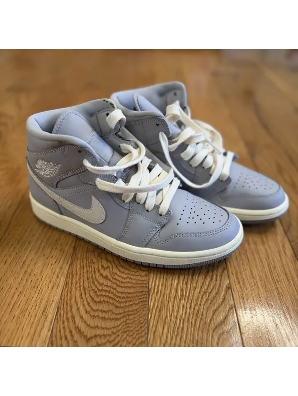Size 6.5 US Women’s Nike Air Jordan 1 Mid Grey White CD7240-002 - Image 5