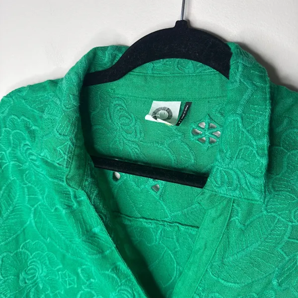 Anthropologie Akemi + Kin Abacos Green Eyelet‎ Tunic Blouse Top Medium OB762780 - Image 4