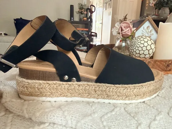 Soda Espadrille Flatform Sandals Black Nubuck - Image 10