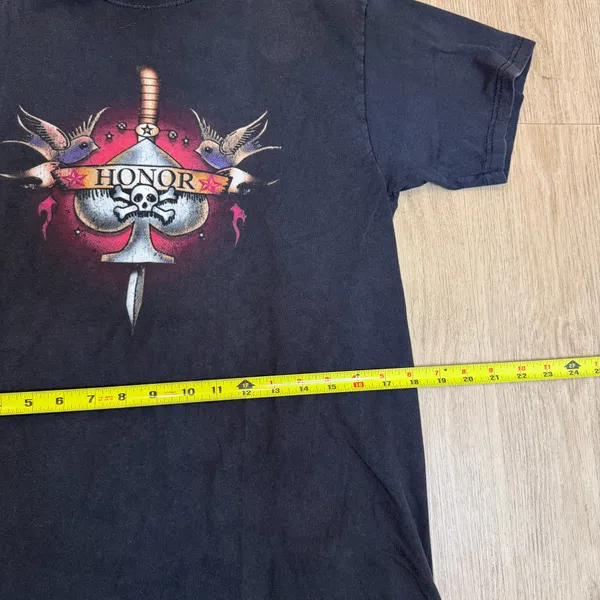Size M- Vintage Hanes Heavyweight Honor Tattoo Graphic - Image 2