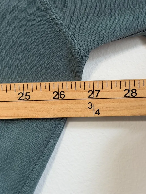 Lululemon Softstreme Perfectly Oversized Cropped Crew Medium Forest Size Medium - Image 7