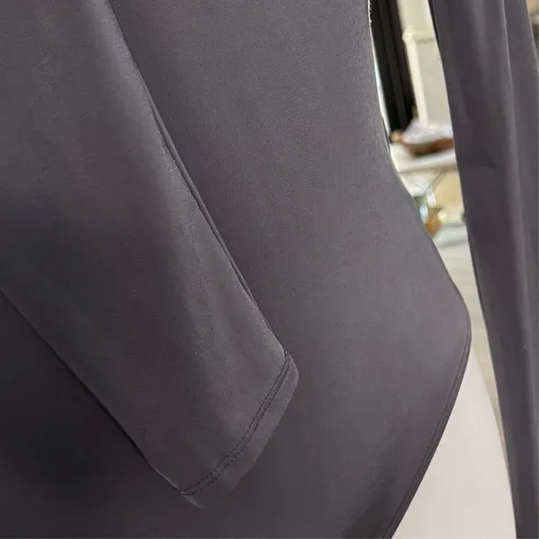 Express Body Contour Scoop Neck Long Sleeve Thong Bodysuit, Gray. Size XS - Image 7