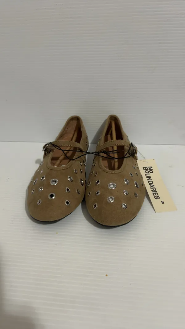 No Boundaries Women's Brown Mary Jane Flats Size 8 - Image 2