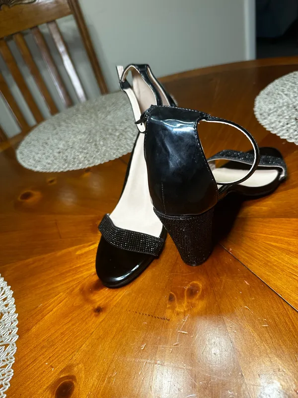 Heels Black Size 9 - Image 3