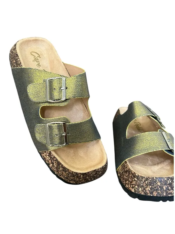 Cape Robbin Alia Gold Sandals - Image 2