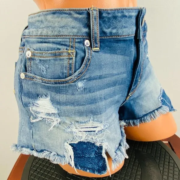American Eagle Womens 12 360 Super Stretch Shortie Denim Peekaboo Shorts - Image 2