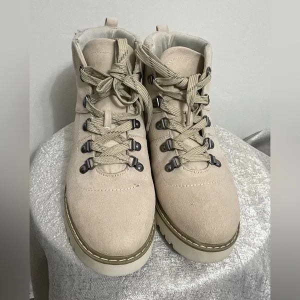 Cliffs by White Mountain”Sabine” Women’s Size 8.5M Hiker Boots Beige(B43)✨✨ - Image 3