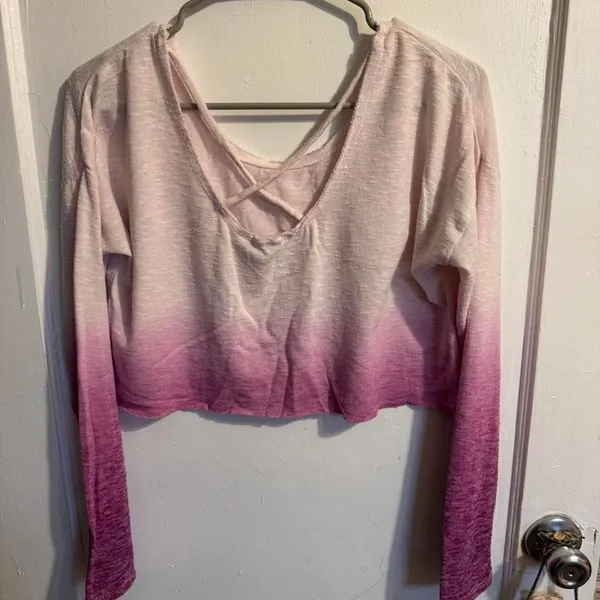 Arizona Jeans Ombre Pink Crop Long Sleeve Top Womens Size Medium - Image 5
