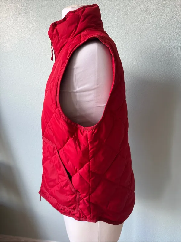 J.Crew Excursion Quilted Down Vest
Red Full Zip Sleeveless - Image 5