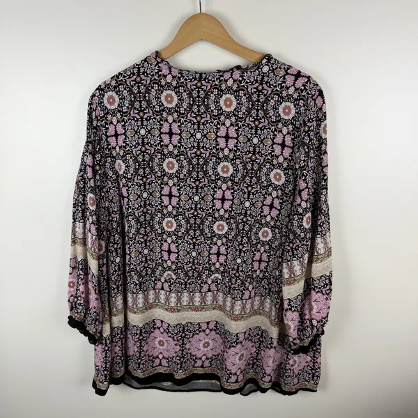 Cato Floral Medallion Blouse Size 18/20W Black Multicolor Boho Lightweight Comfy - Image 5