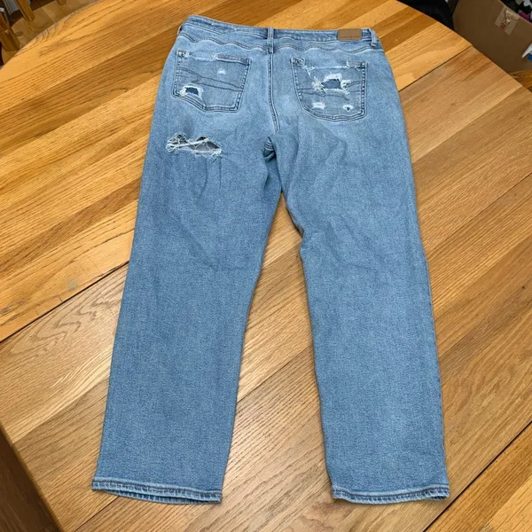 American Eagle Women Mom Jean Light Wash Distressed Ripped Denim Size 14 Regular - Image 6
