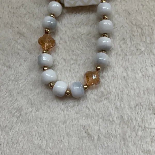 Glass Bead Stretch White - Image 3