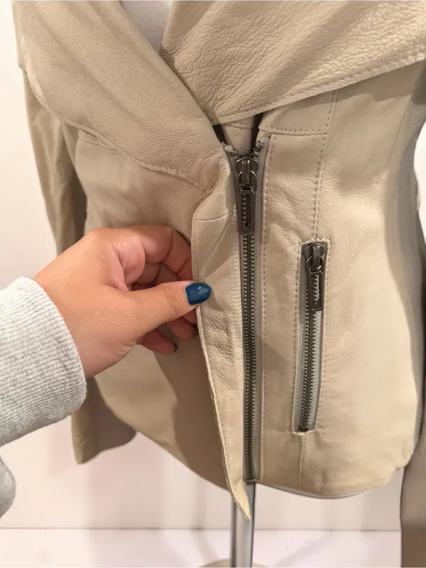 Vince Beige Leather Draped Moto Jacket Size Small - Image 5