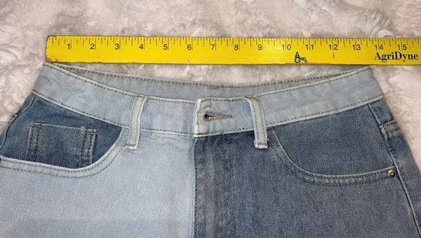 SheIn NWOT Colorblock Blue Jean Denim Shorts - Image 2