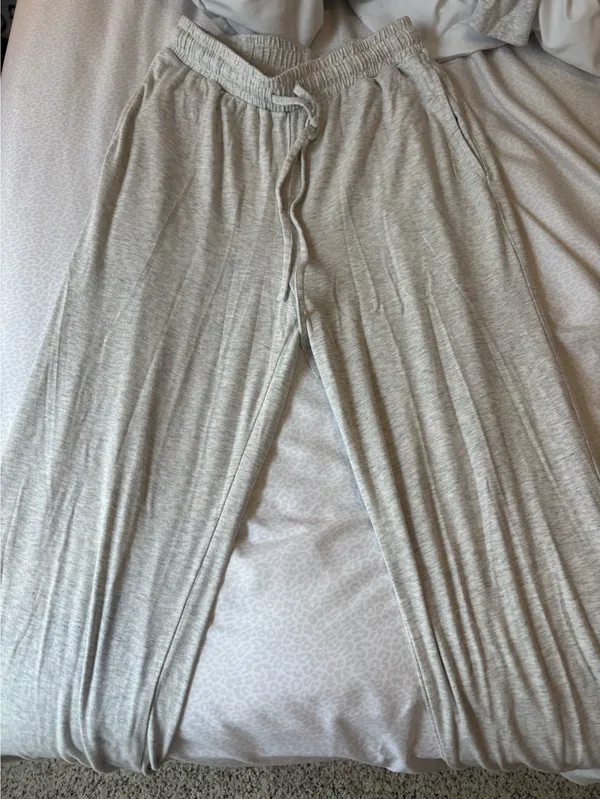 Matching Grey Set Amazon Two-Piece - Image 2