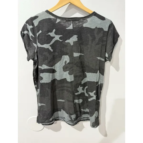 Free People "Clare" Lightweight Camo Tee‎ Sz L - Image 4