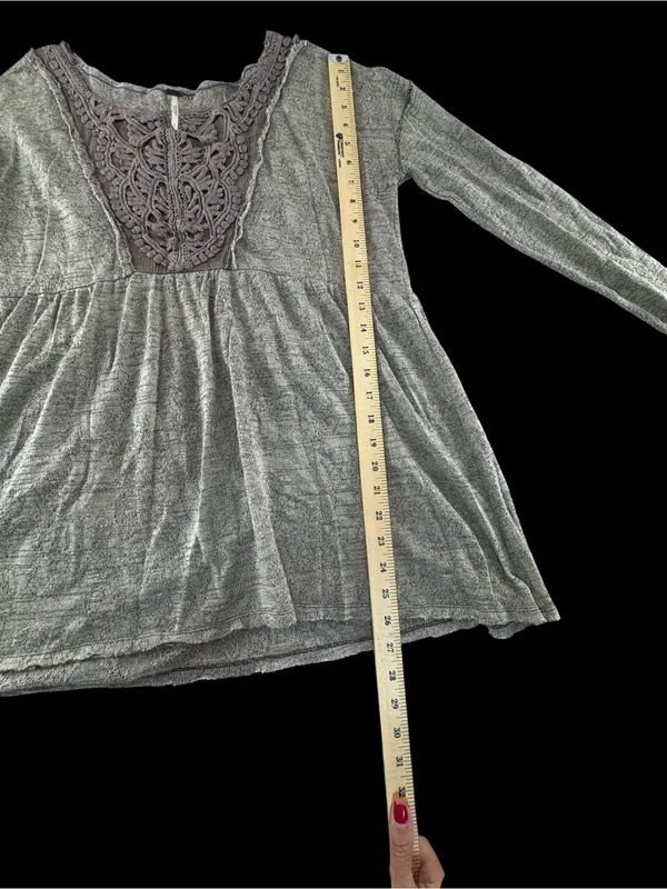 Free People Heather Gray Tunic with Lace Yoke - Image 4