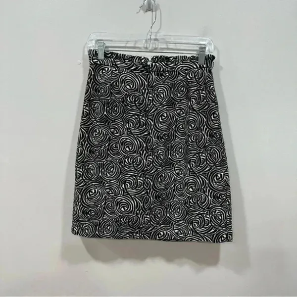 Anthropologie elevenses printed skirt Size 4 - Image 3